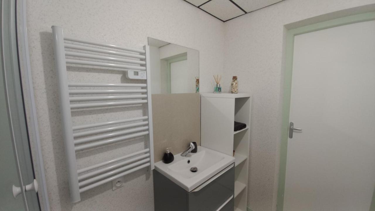 Adorable Studio Avec Entree Independante Dijon Extérieur photo