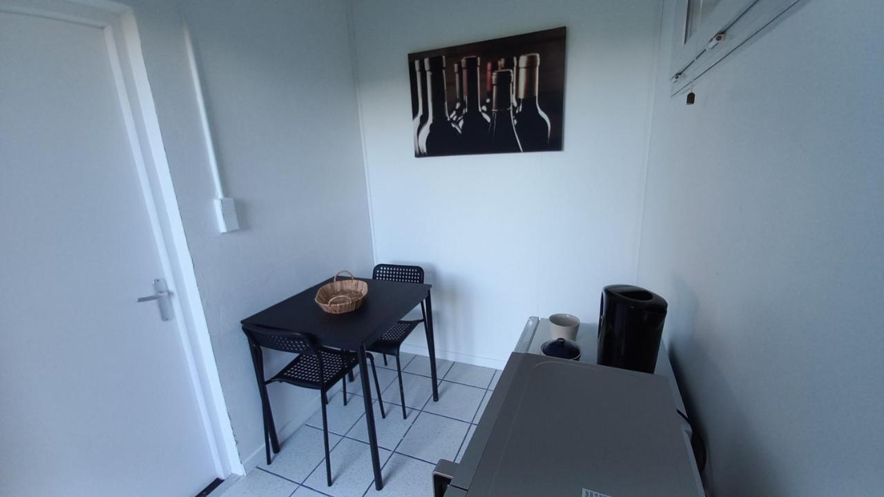 Adorable Studio Avec Entree Independante Dijon Extérieur photo